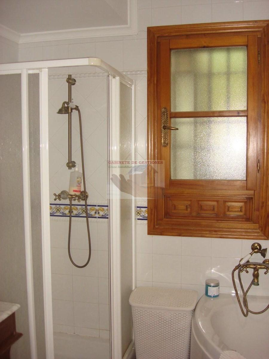 For sale of chalet in Albacete