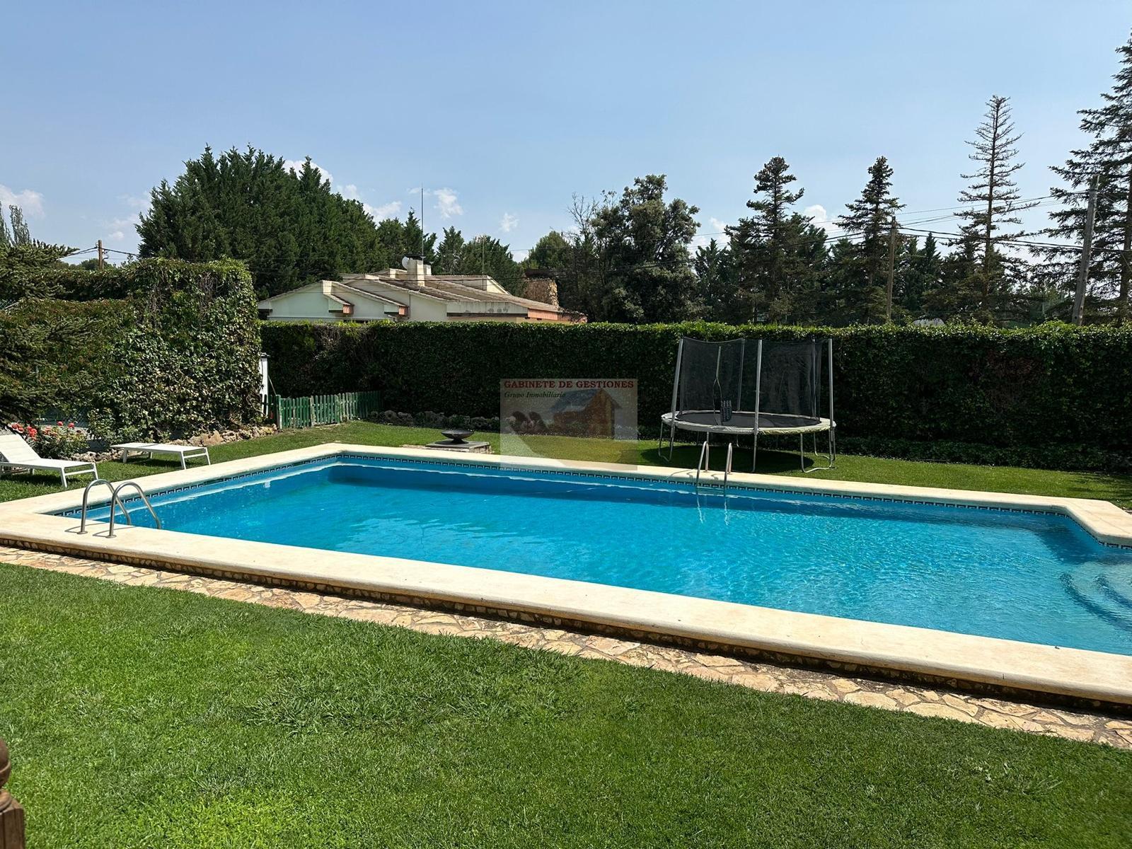 For sale of chalet in Albacete
