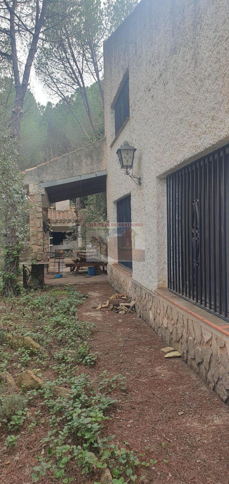 For sale of chalet in Albacete