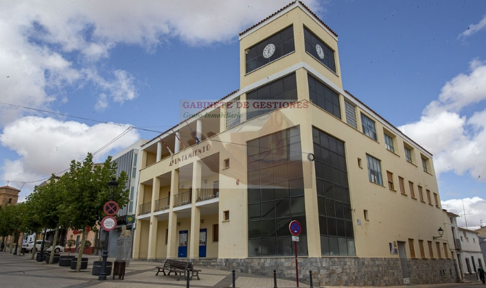 For sale of land in Albacete