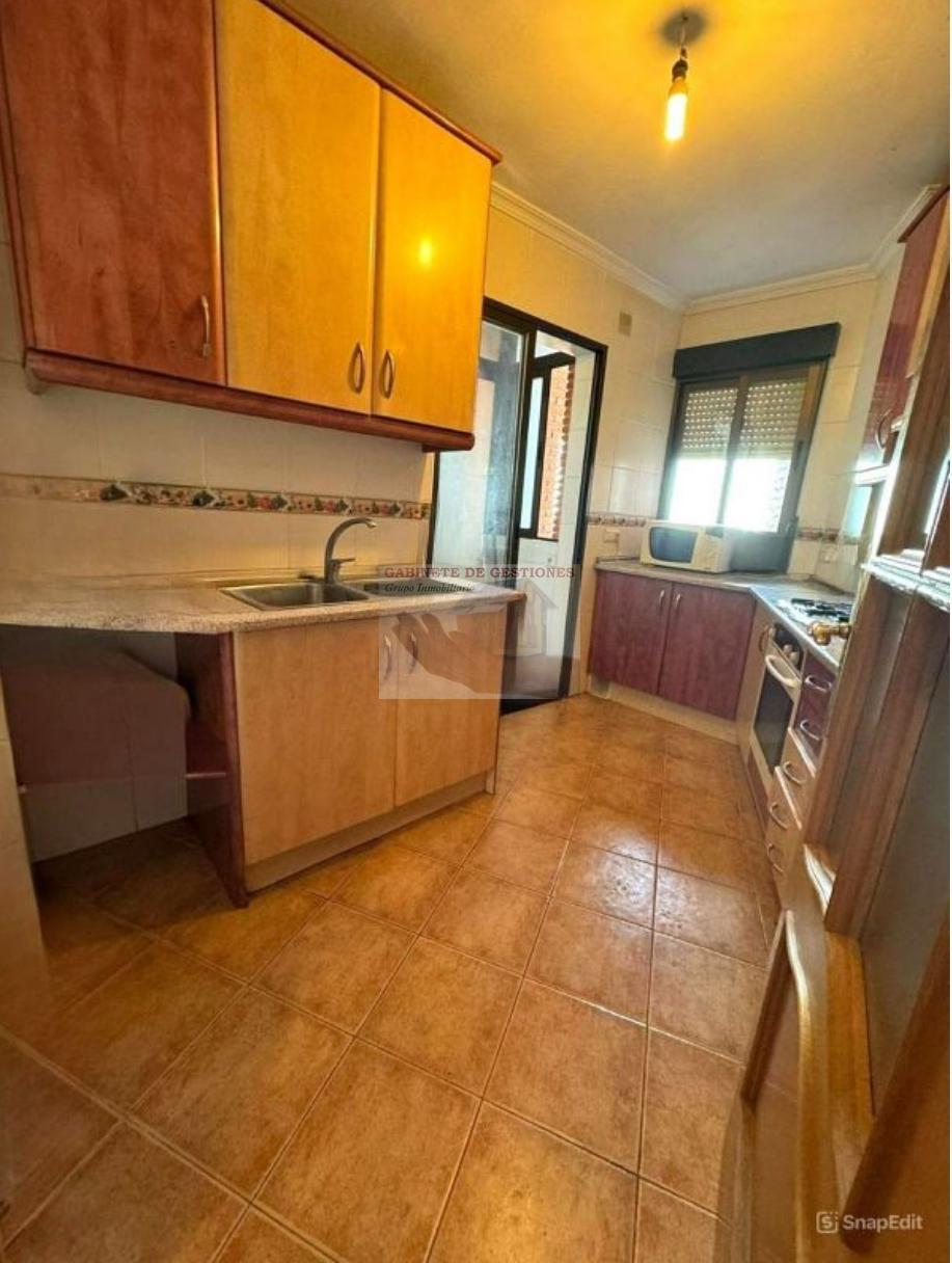 For sale of flat in Albacete