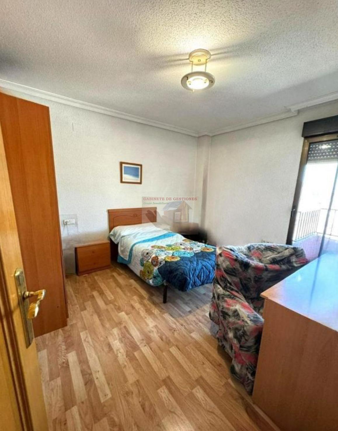 For sale of flat in Albacete