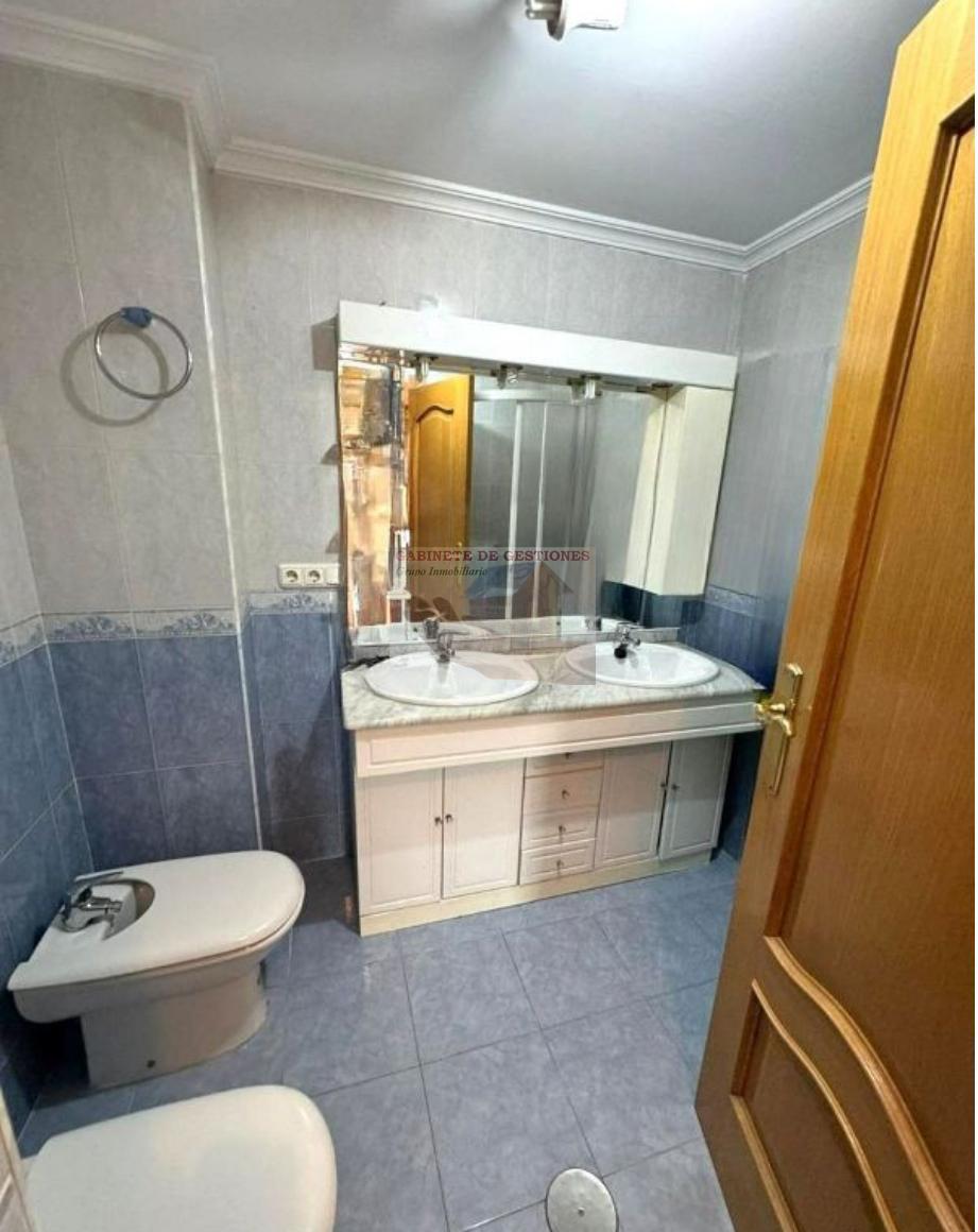 For sale of flat in Albacete