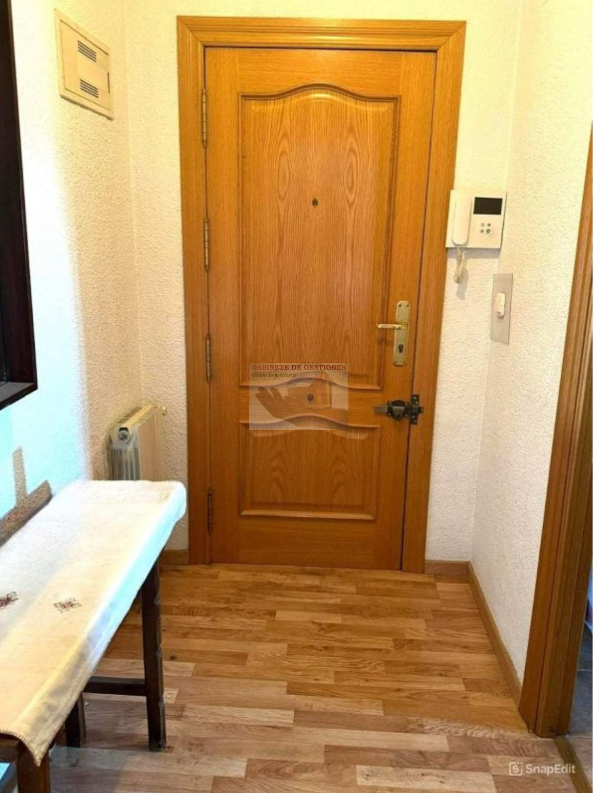 For sale of flat in Albacete