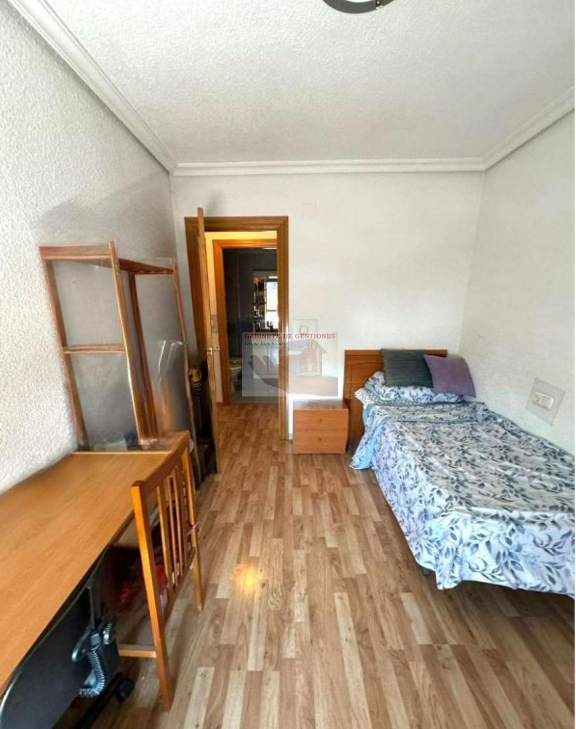 For sale of flat in Albacete