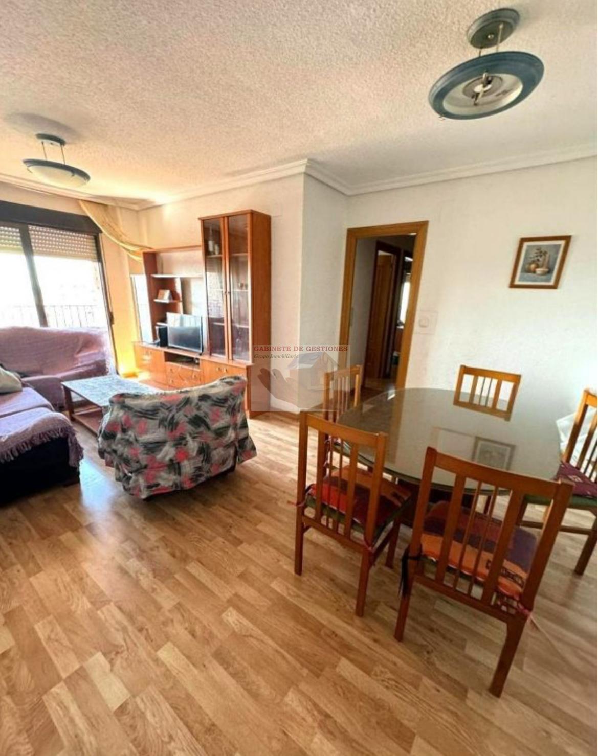 For sale of flat in Albacete