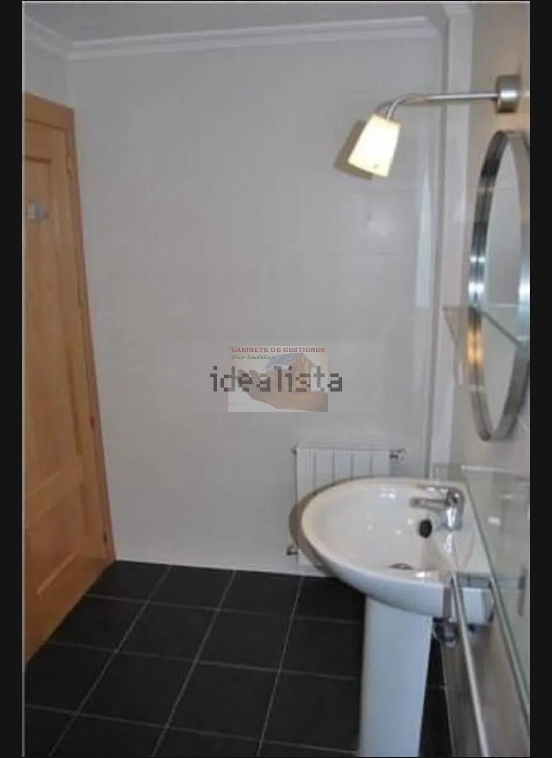 For sale of flat in Albacete