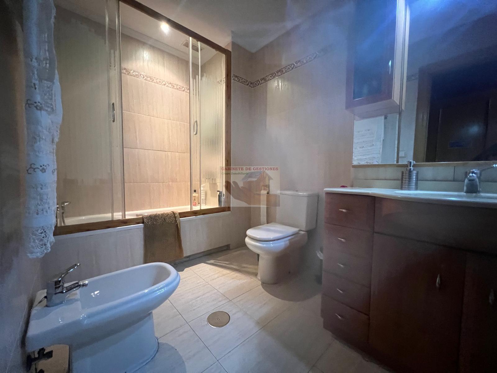 For sale of flat in Albacete