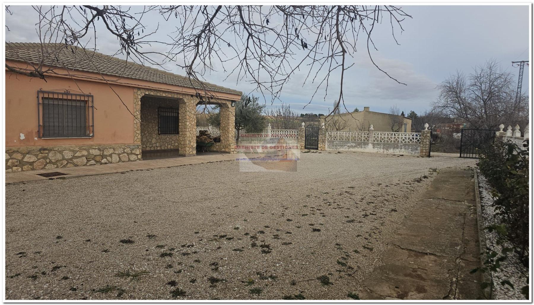 For sale of house in Albacete