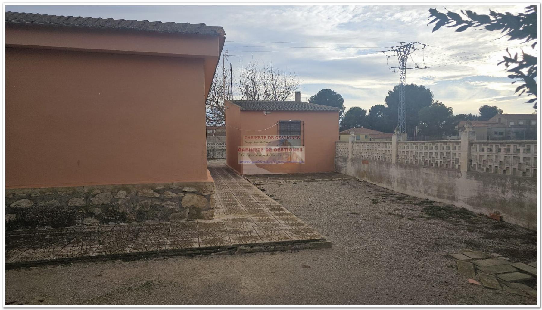 For sale of house in Albacete