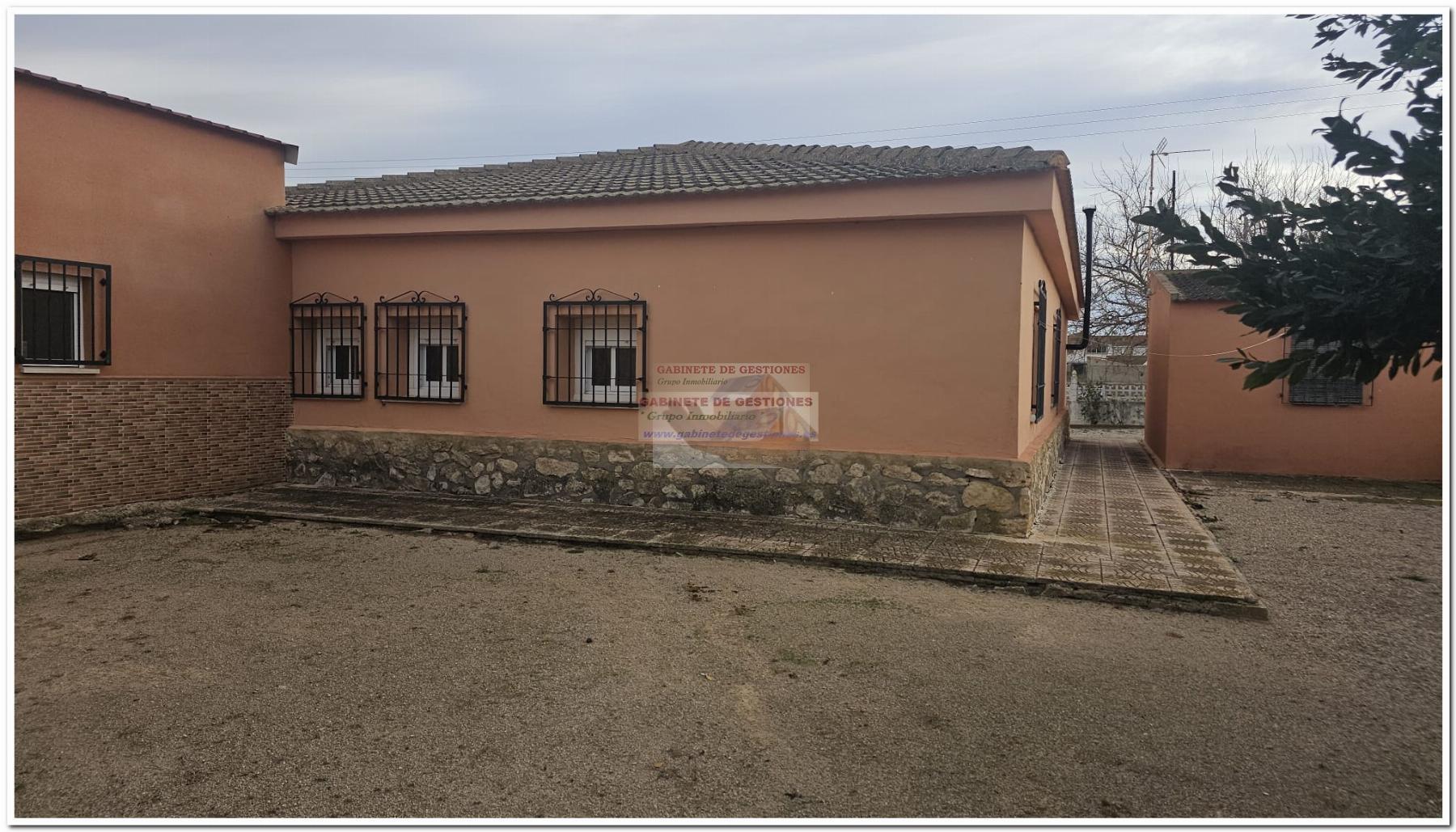 For sale of house in Albacete