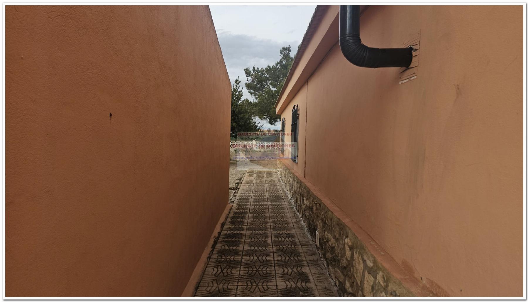 For sale of house in Albacete