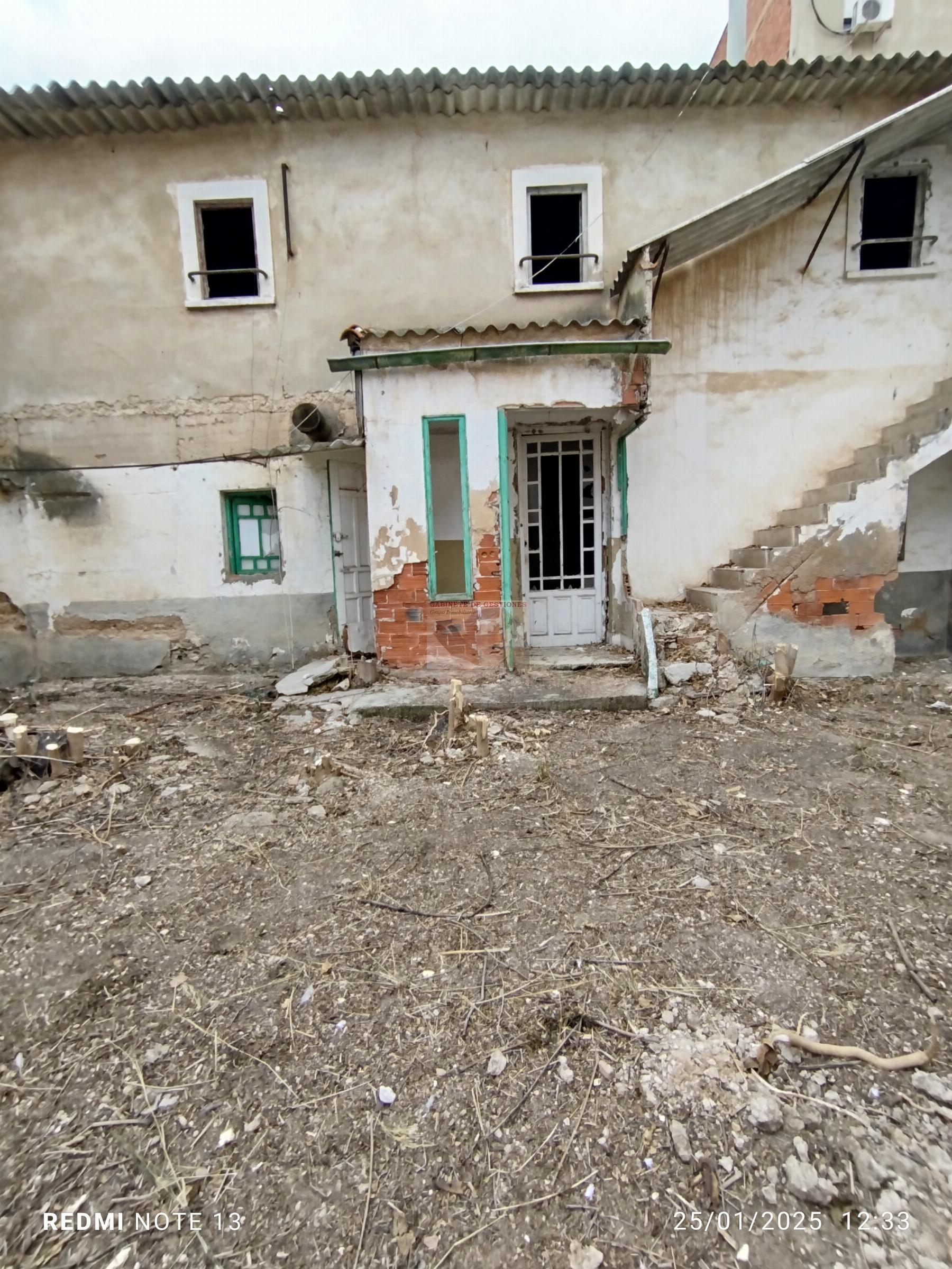 For sale of house in Albacete