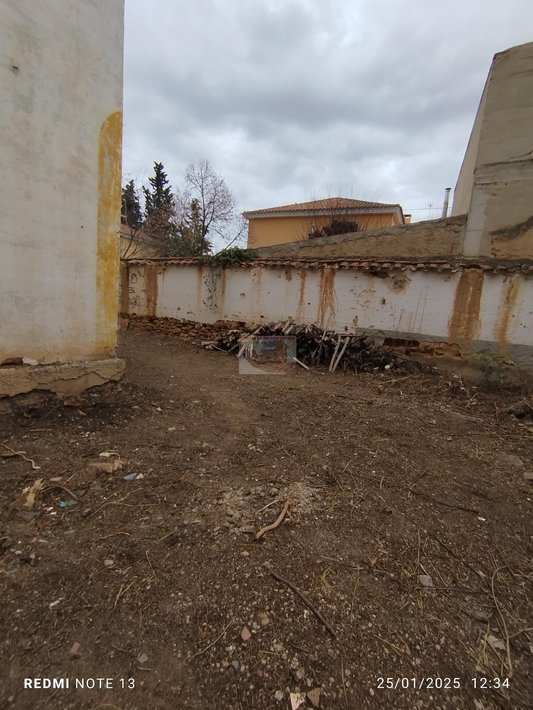 For sale of house in Albacete