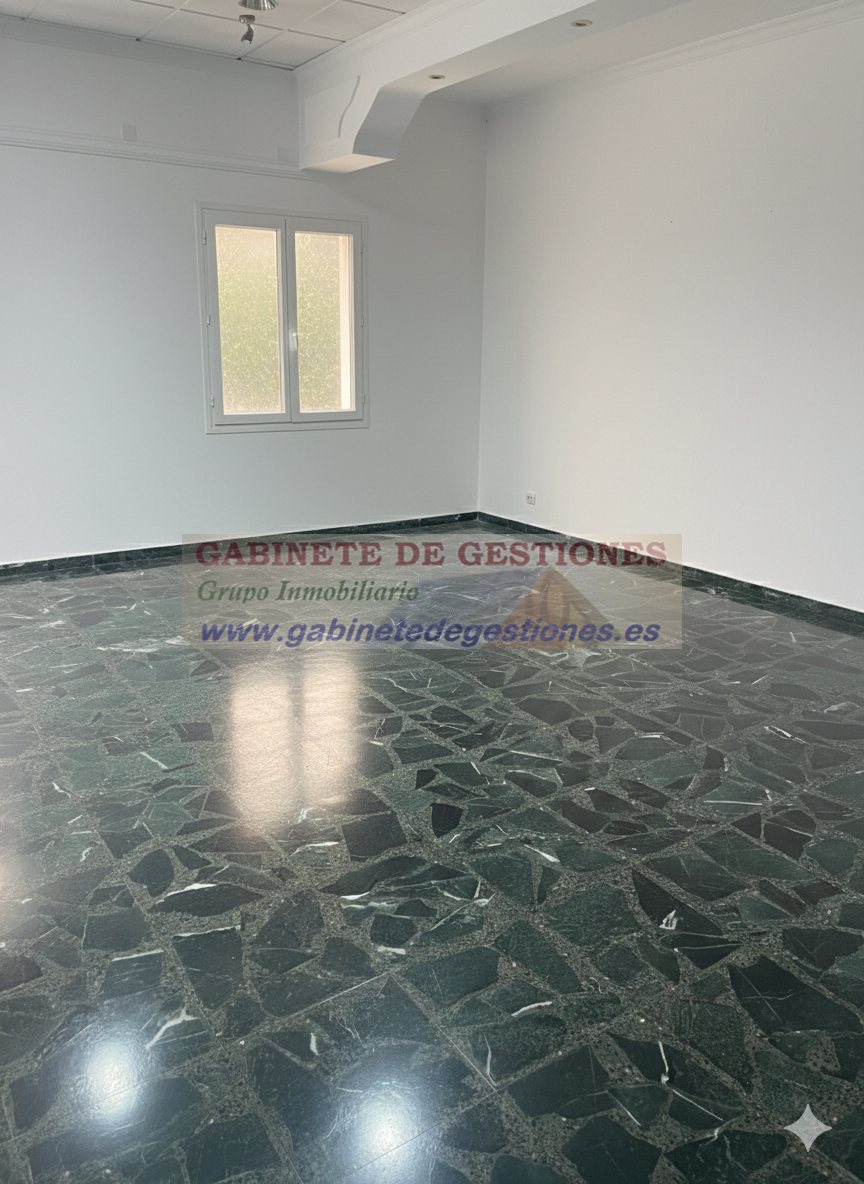 For sale of premises in Albacete