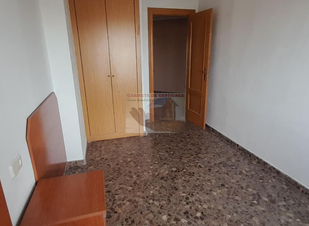 For sale of flat in Albacete