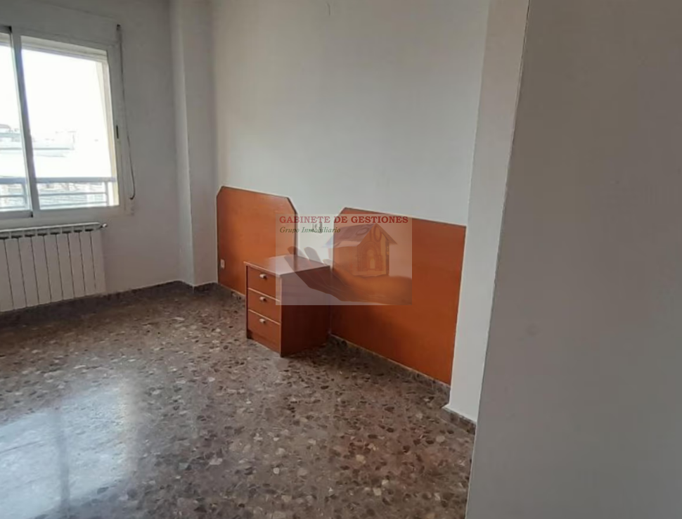 For sale of flat in Albacete