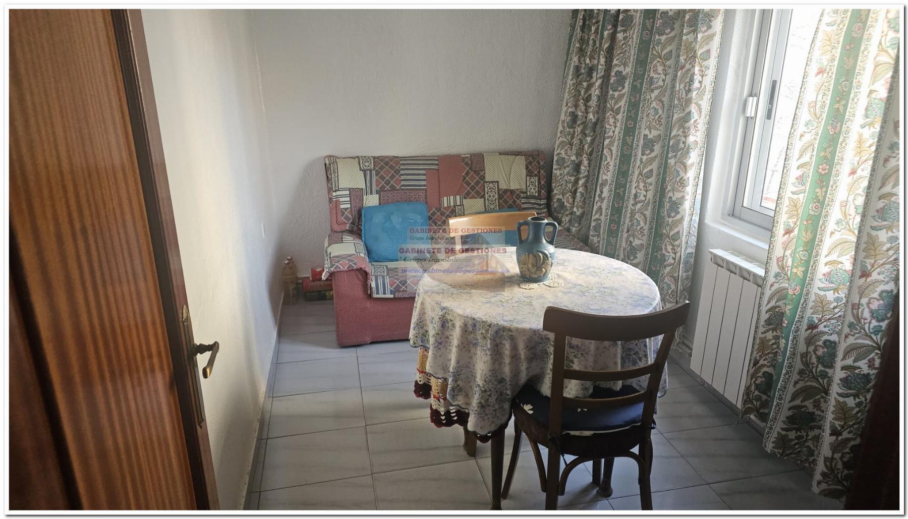 For sale of flat in Albacete