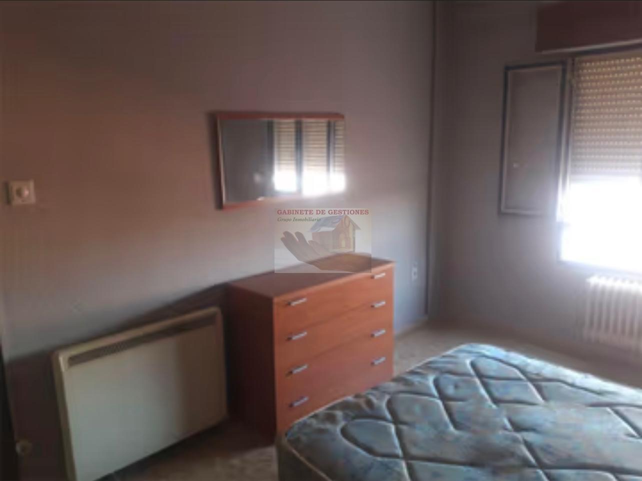 For sale of flat in La Gineta