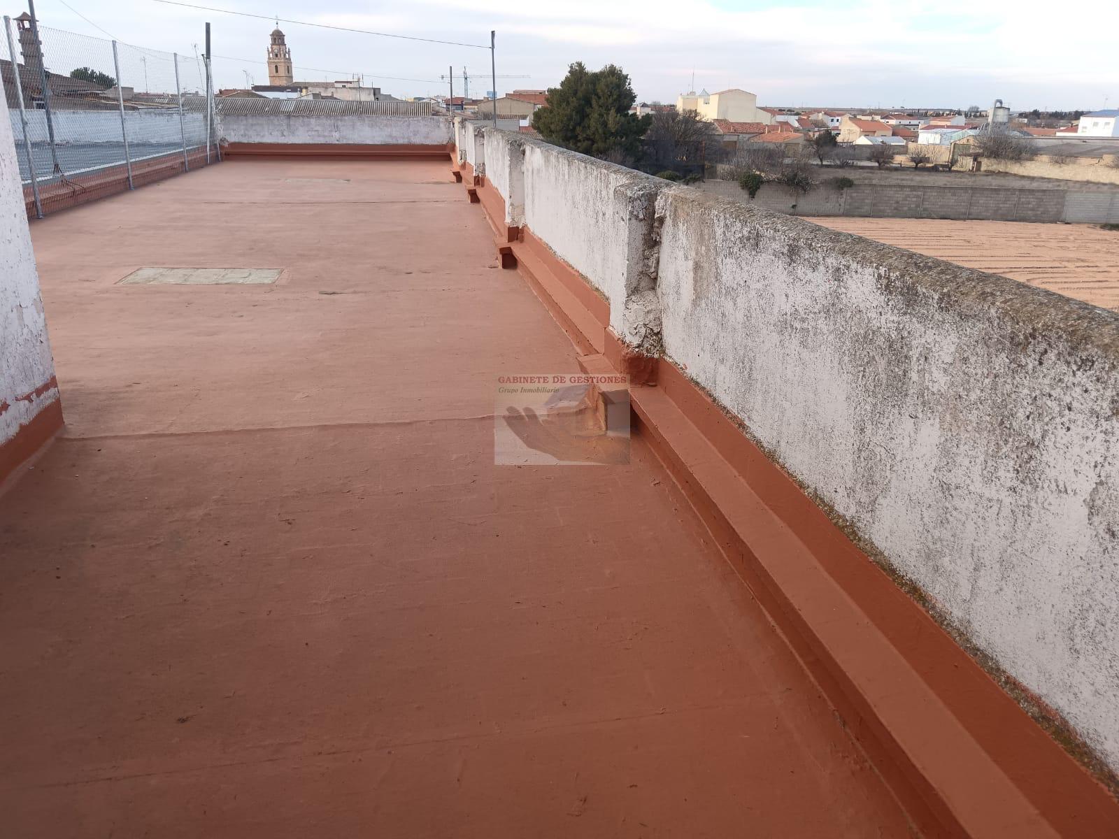 For sale of flat in La Gineta
