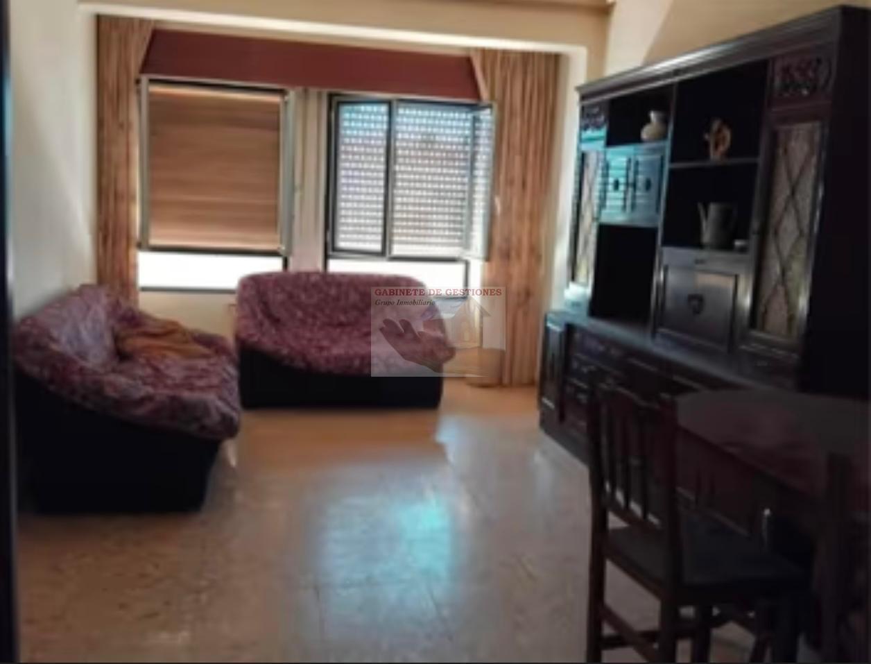 For sale of flat in La Gineta