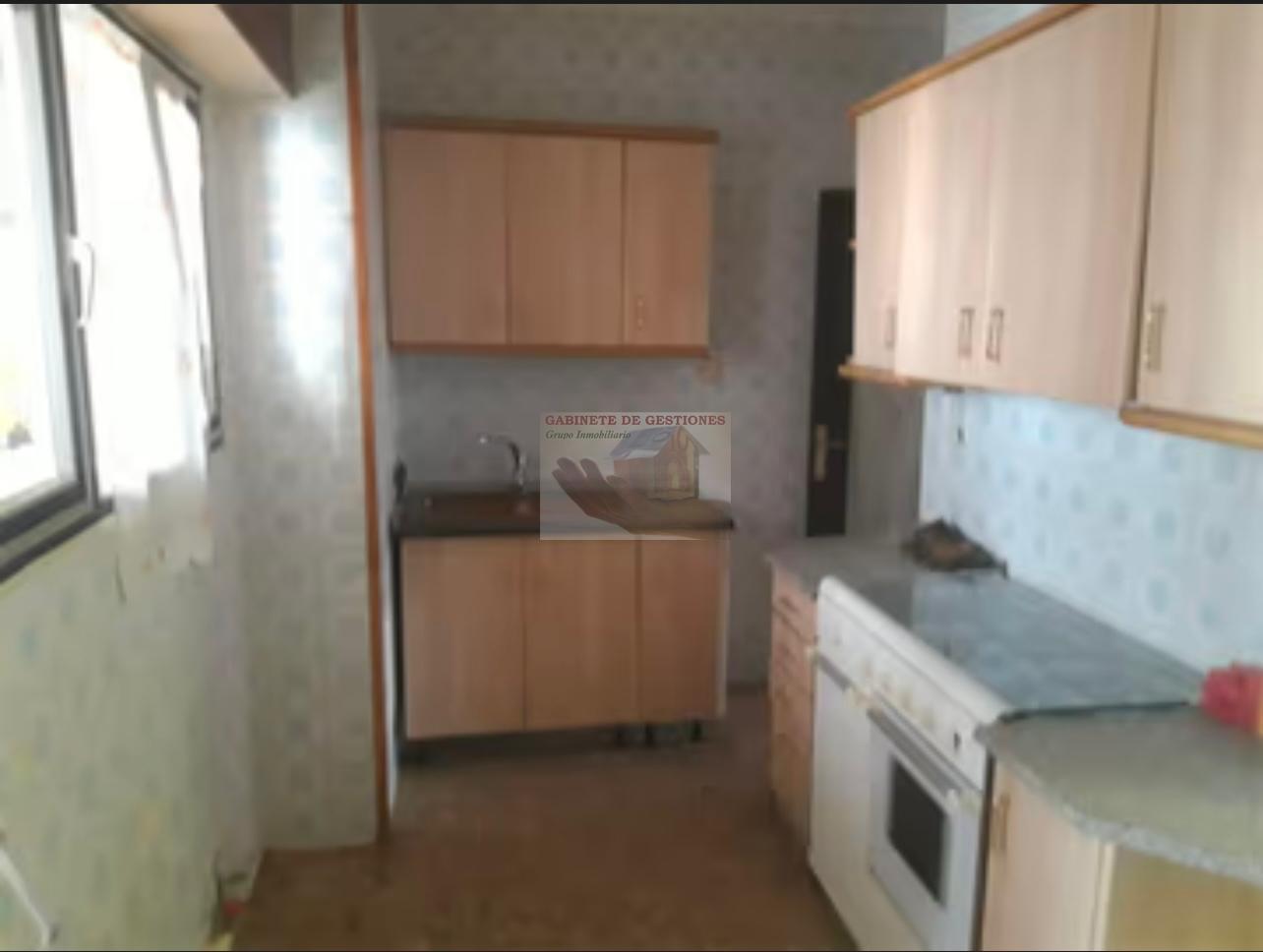For sale of flat in La Gineta