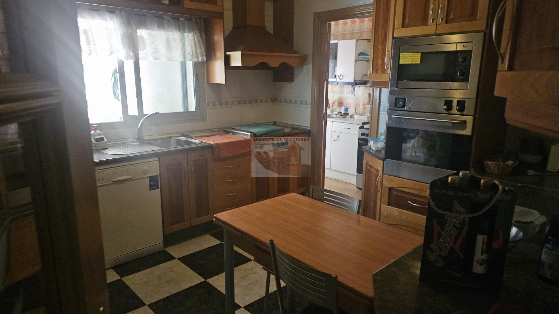 For sale of flat in Albacete