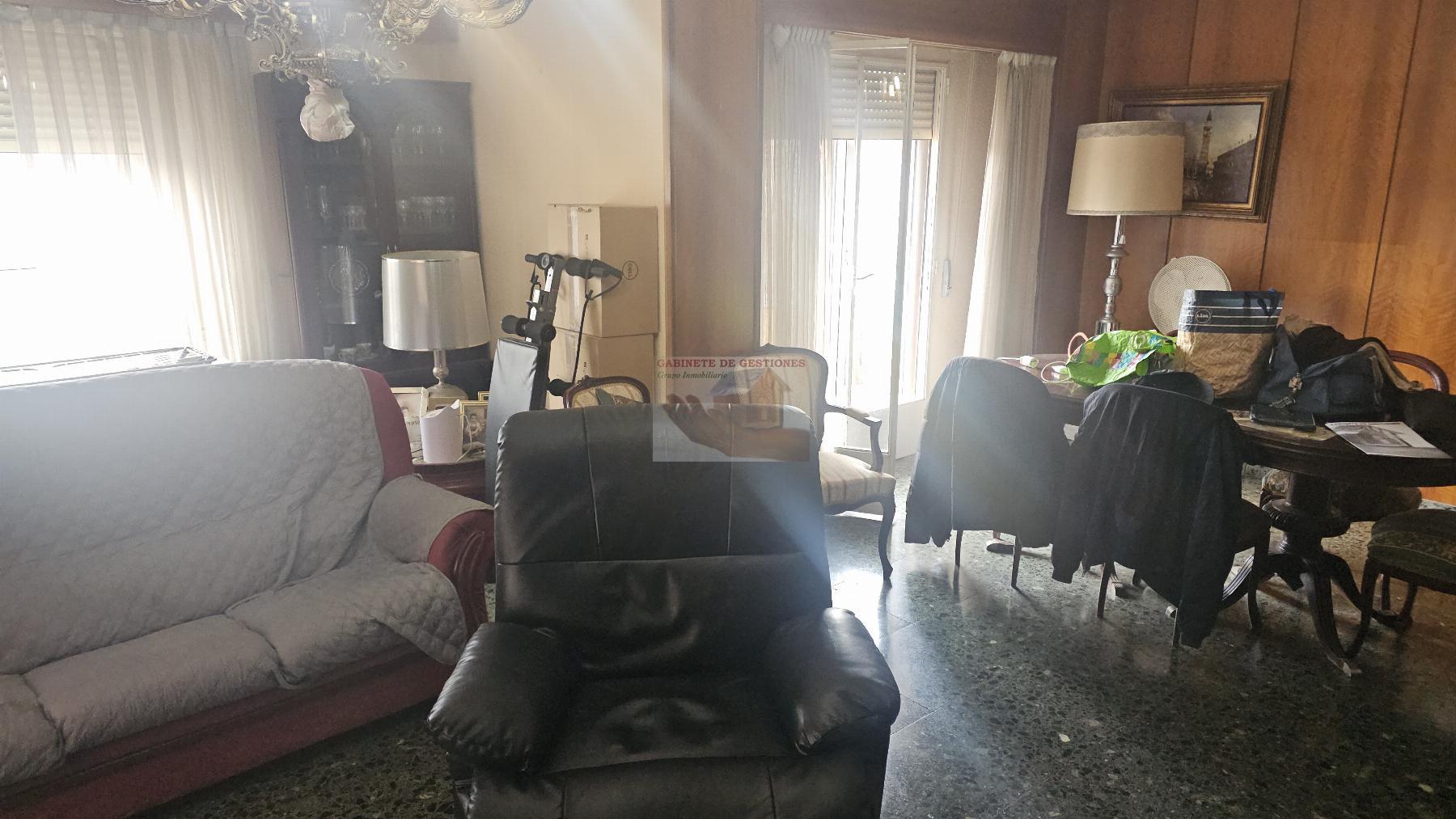 For sale of flat in Albacete