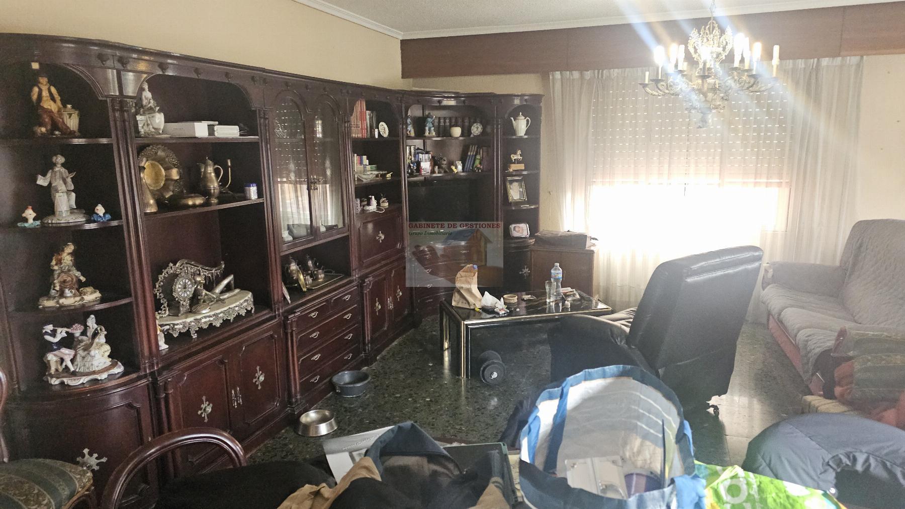 For sale of flat in Albacete