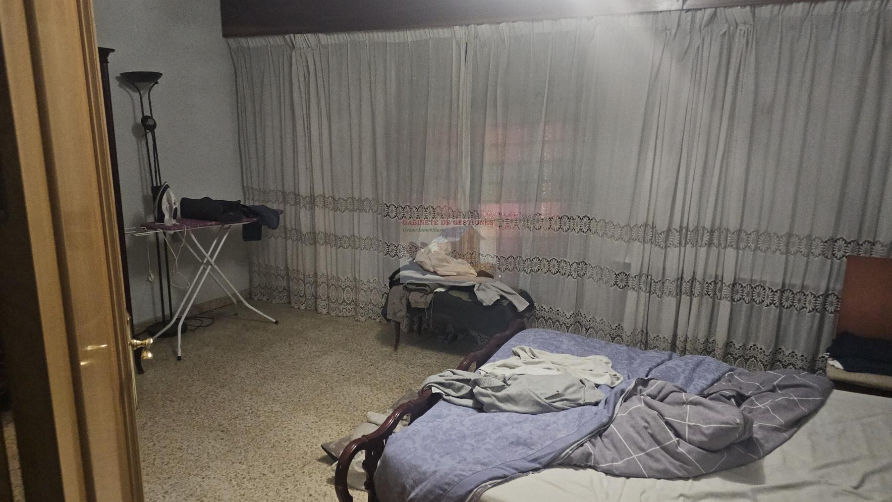 For sale of flat in Albacete