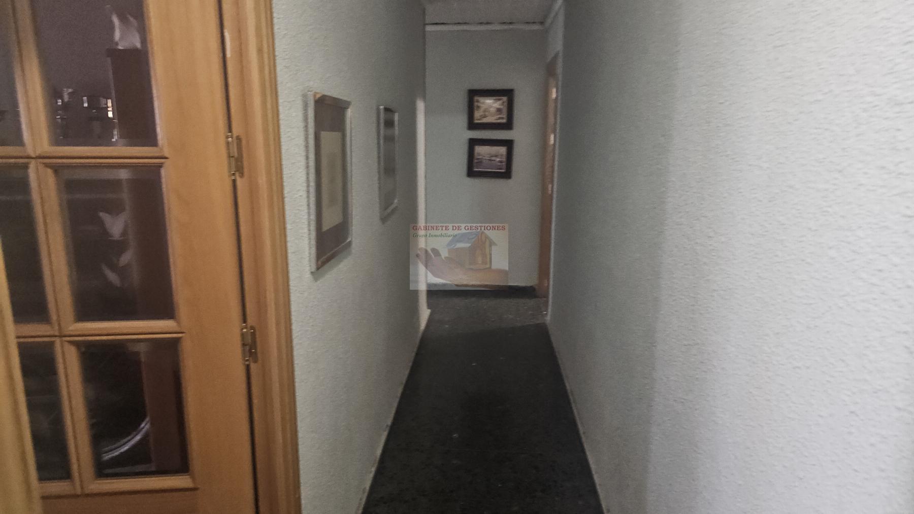 For sale of flat in Albacete