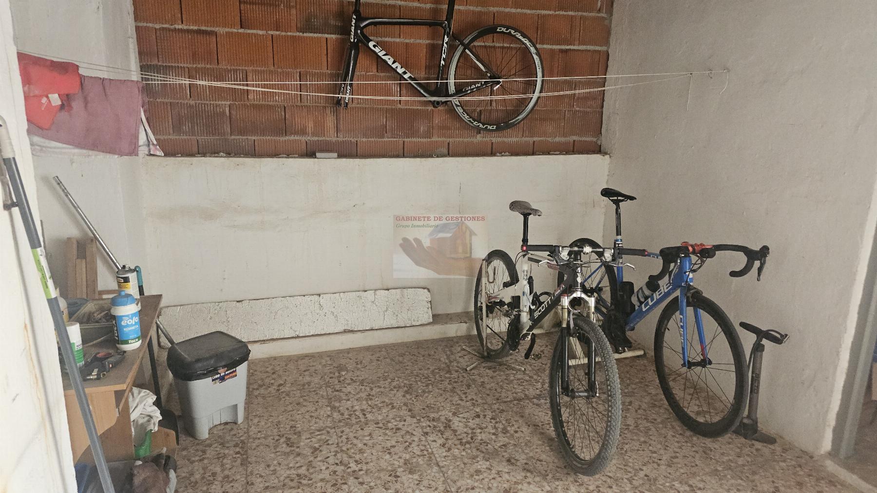 For sale of flat in Albacete