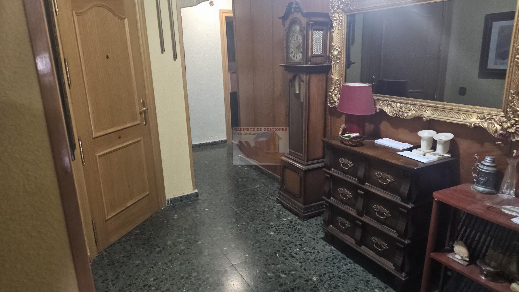 For sale of flat in Albacete