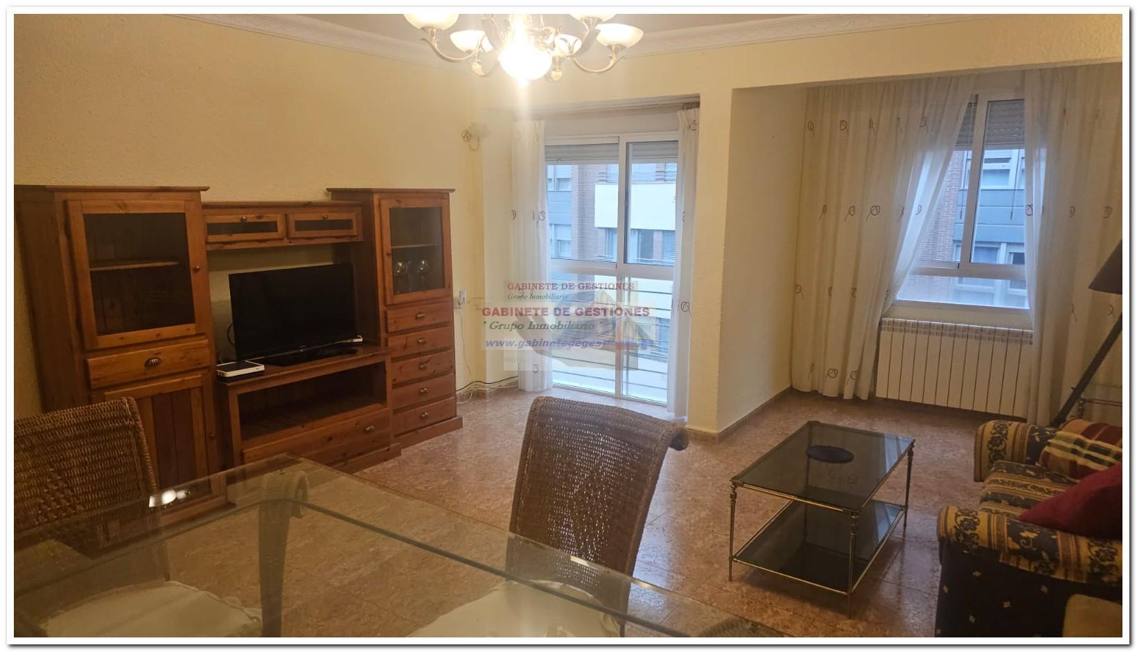 For sale of flat in Albacete