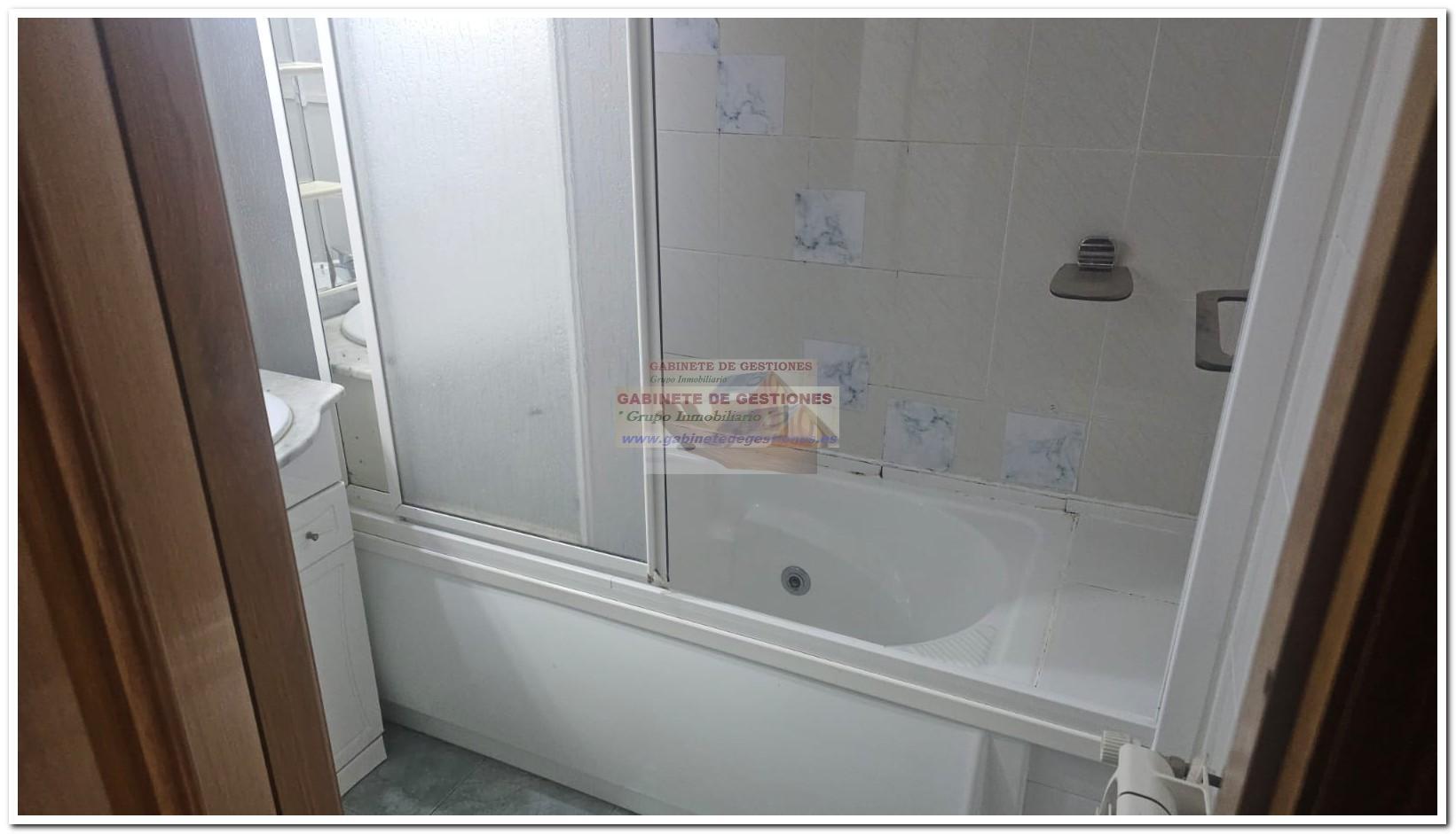 For sale of flat in Albacete