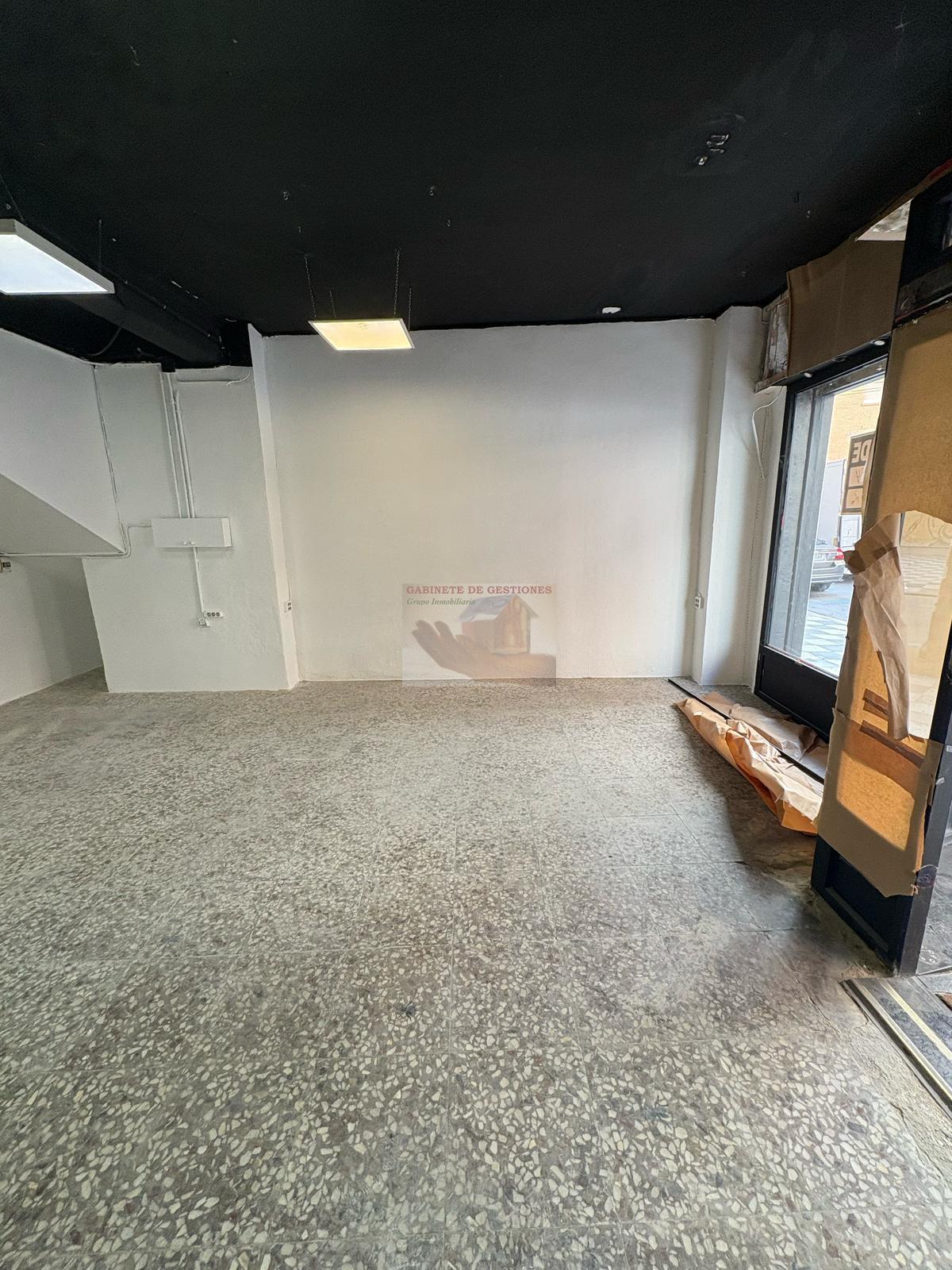 For sale of commercial in Albacete