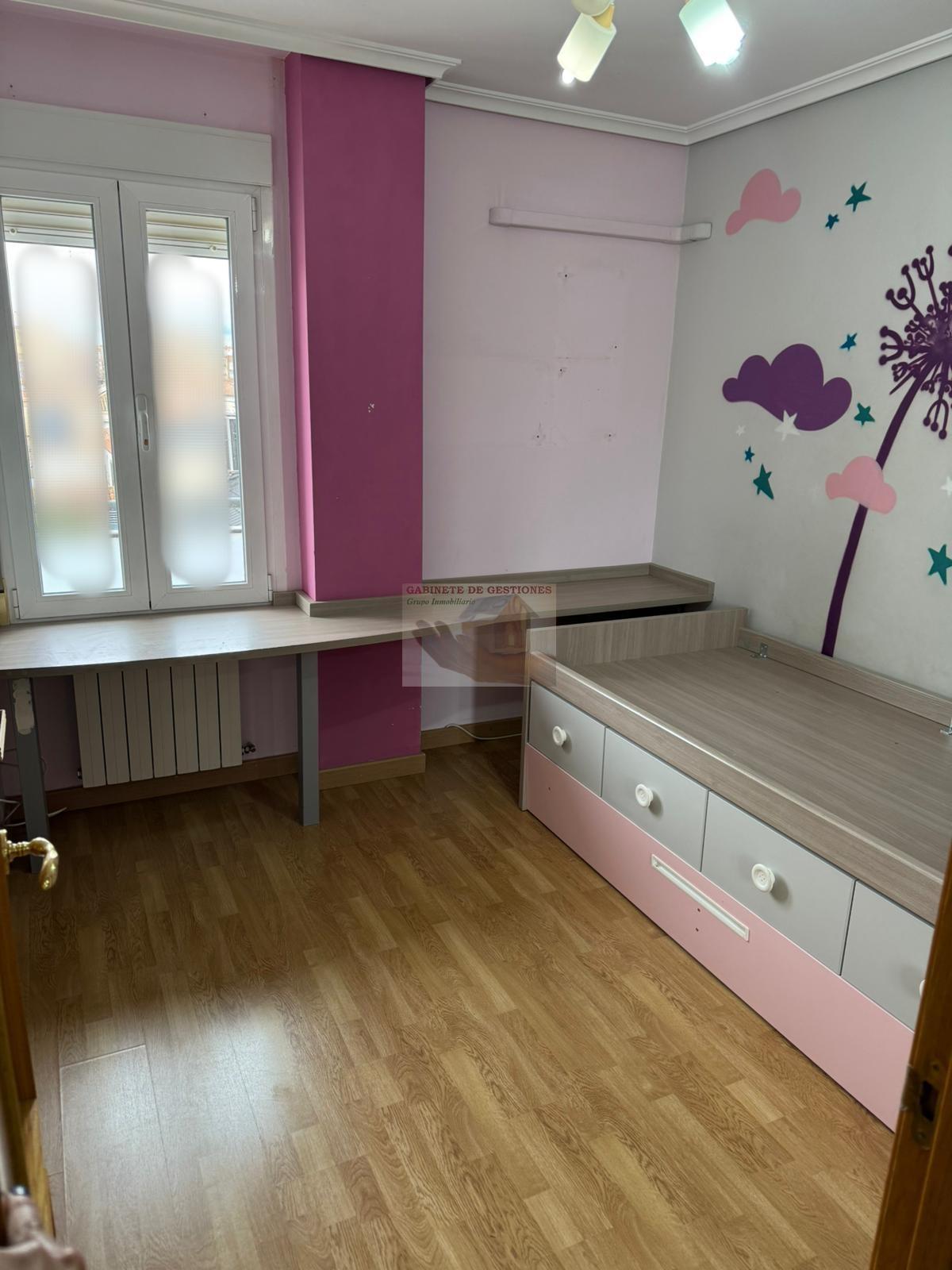 For sale of flat in Albacete