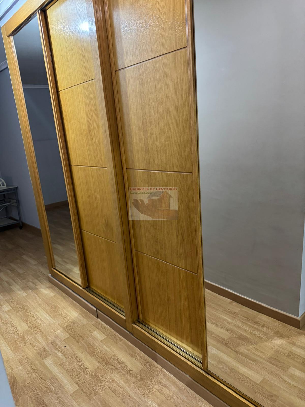 For sale of flat in Albacete