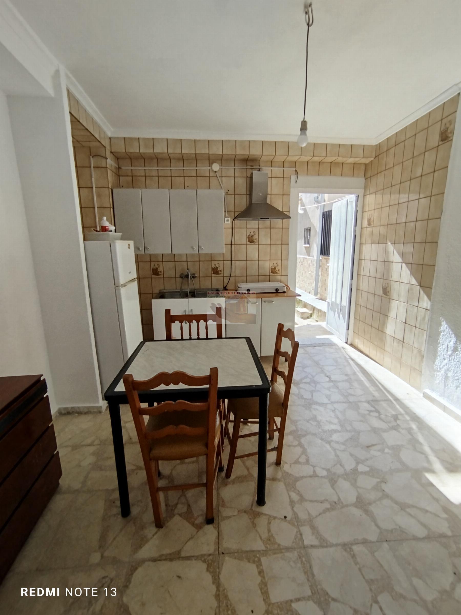 Venta de casa en Madrigueras
