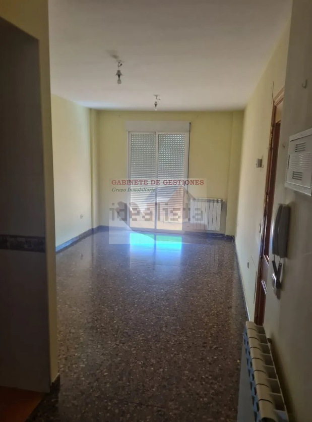 For sale of apartment in Albacete