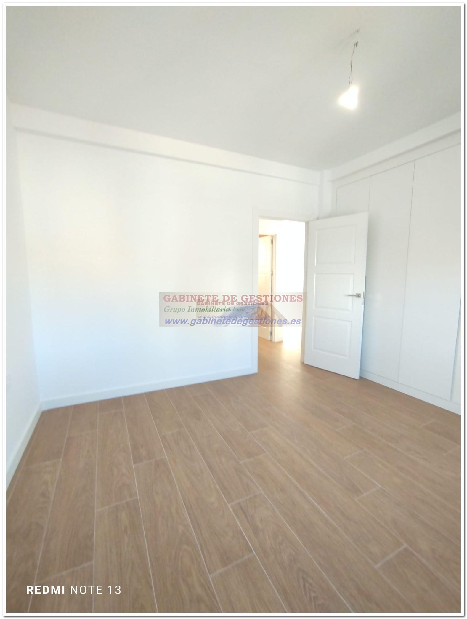 For sale of flat in Albacete
