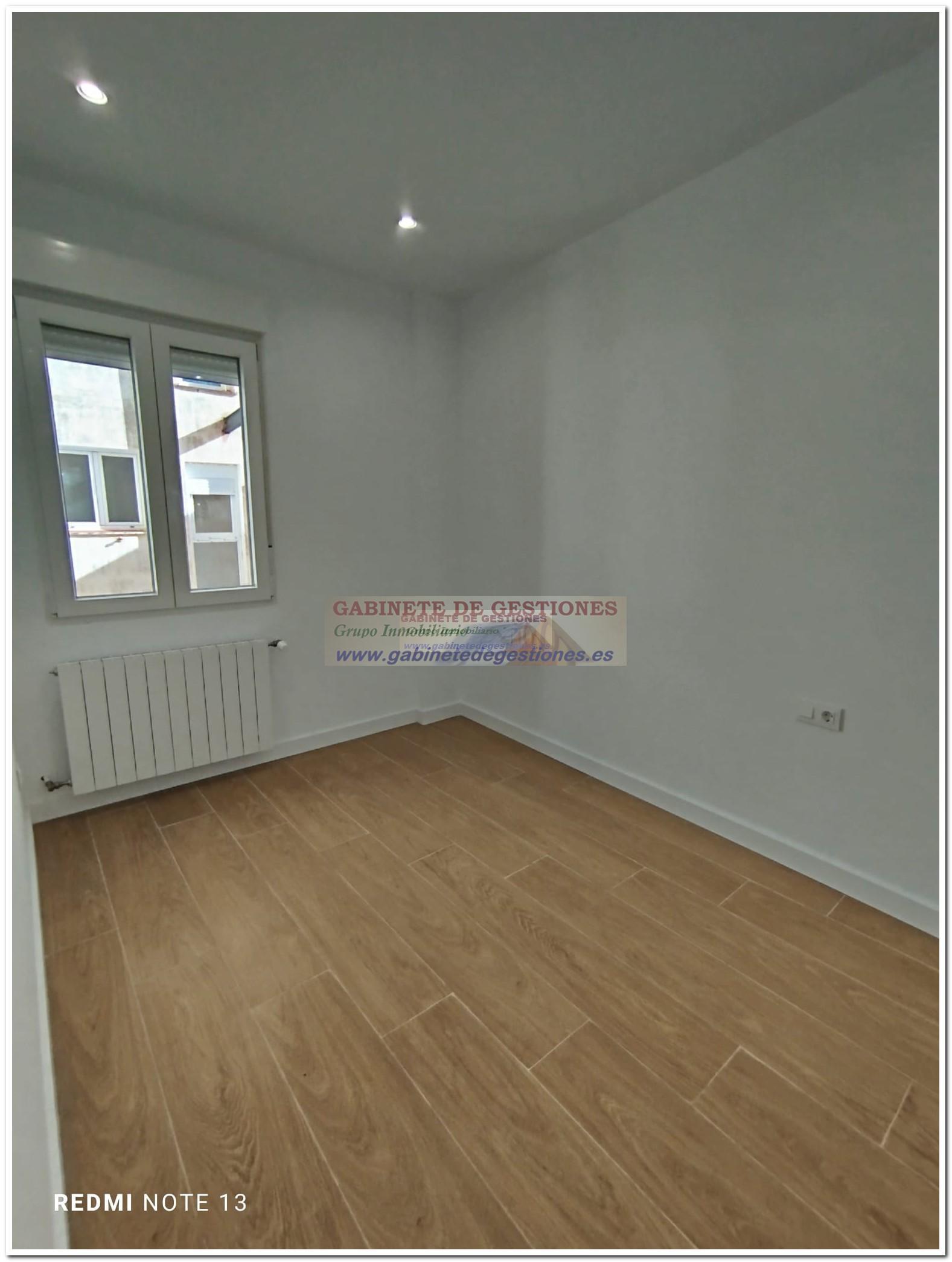 For sale of flat in Albacete