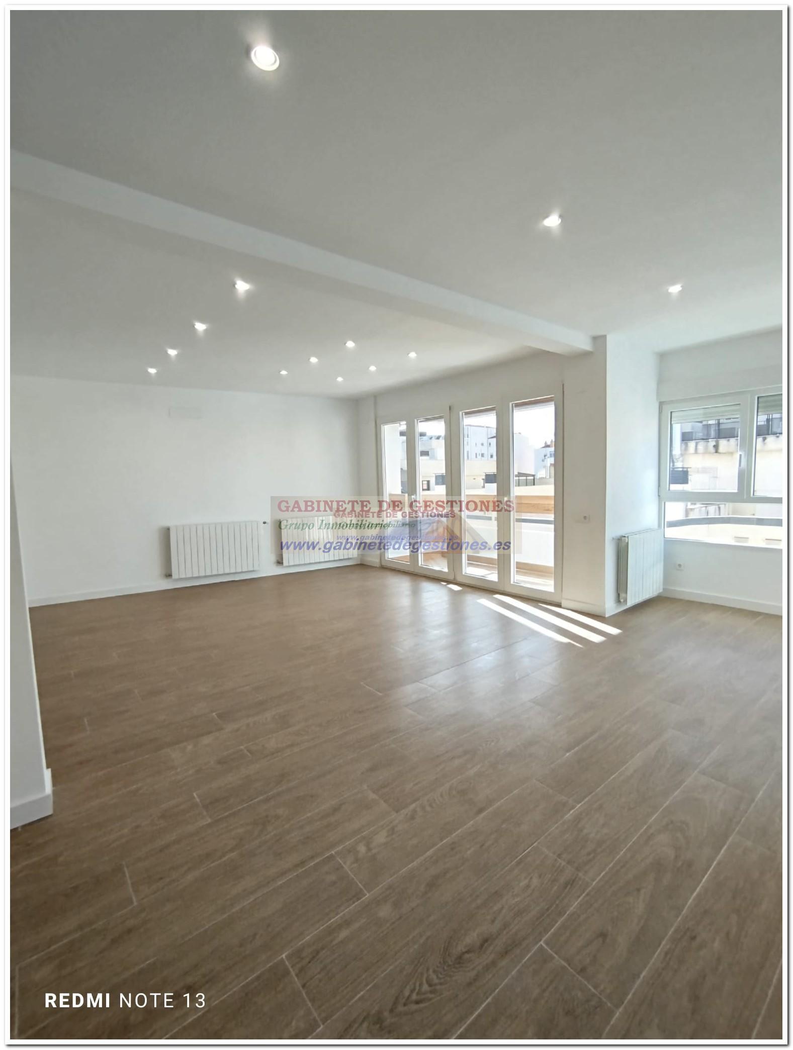 For sale of flat in Albacete