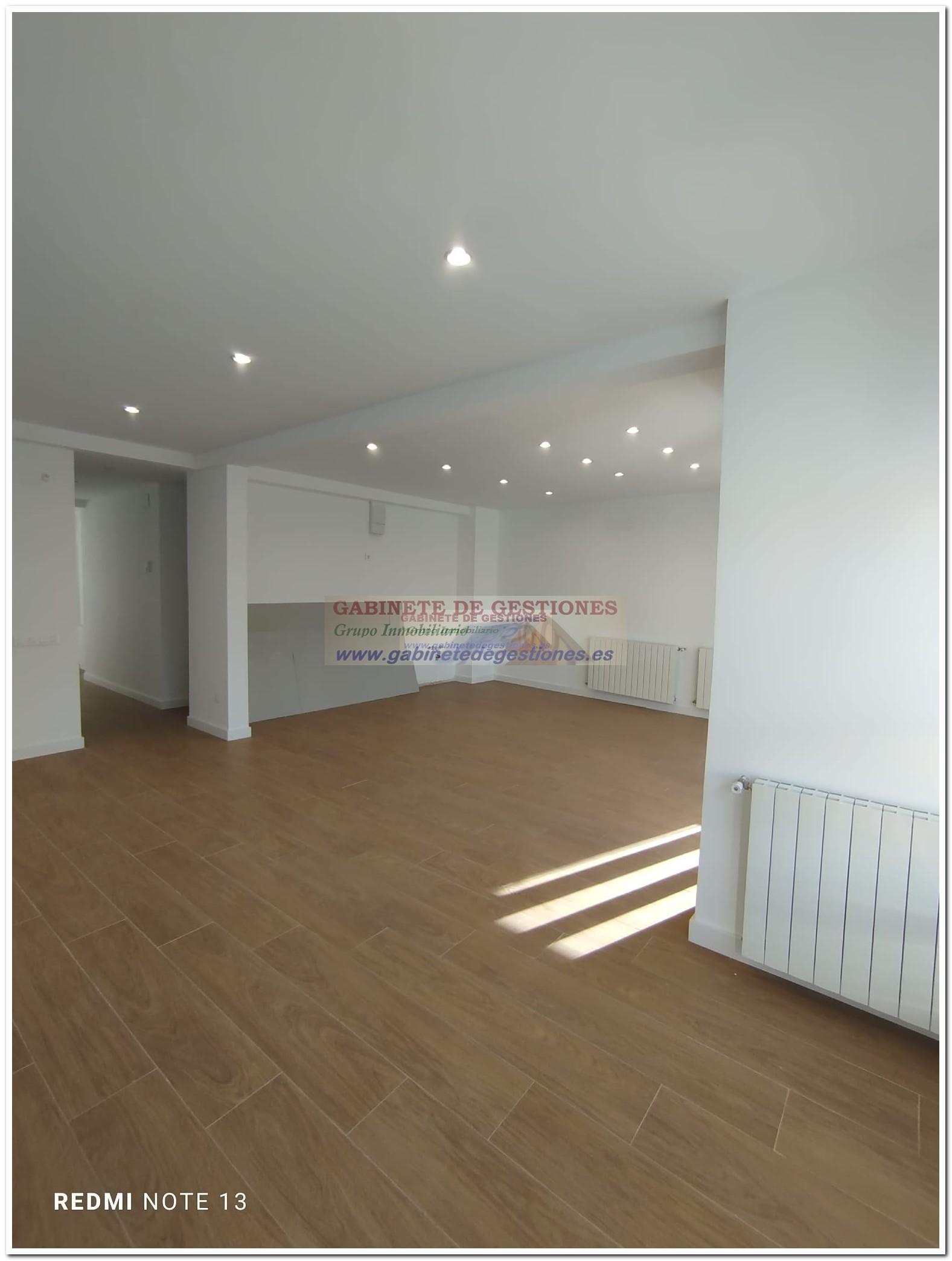 For sale of flat in Albacete