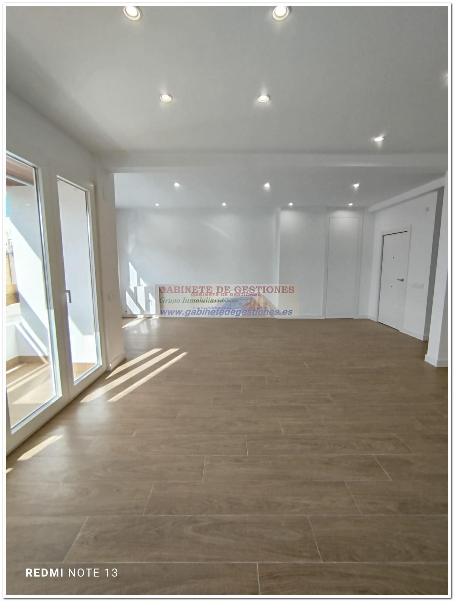 For sale of flat in Albacete