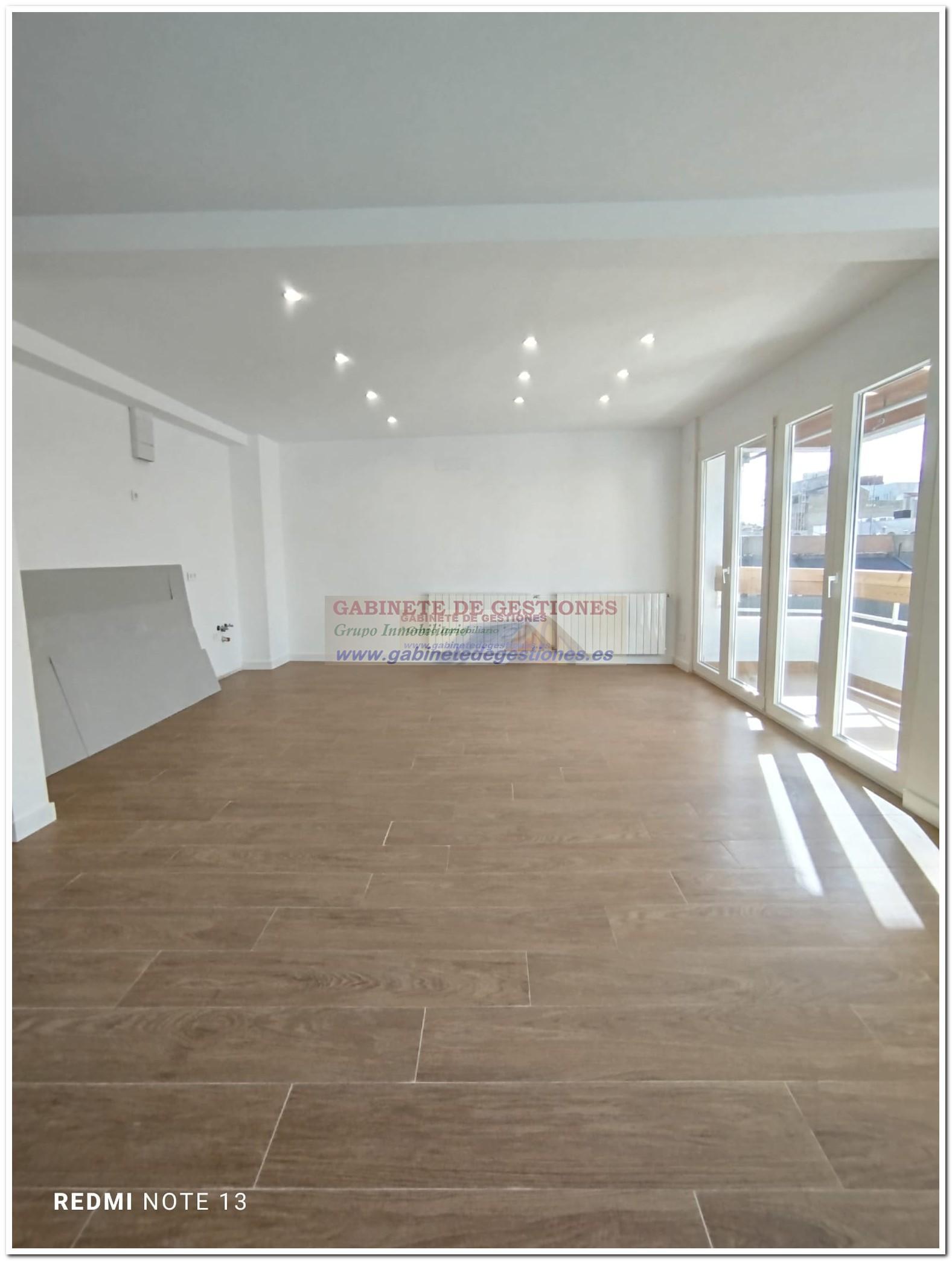 For sale of flat in Albacete