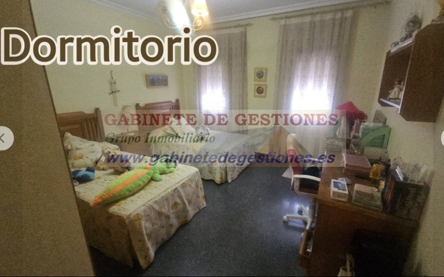 Venta de chalet en Madrigueras