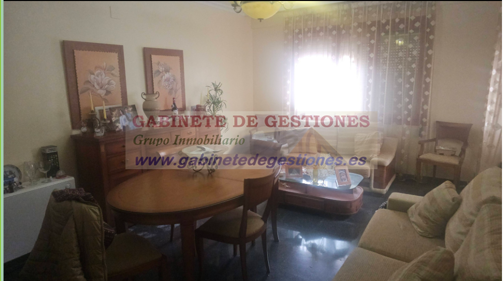 Venta de chalet en Madrigueras