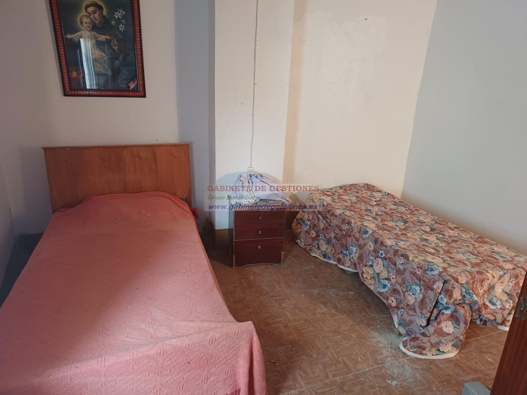 Venta de casa en Bogarra