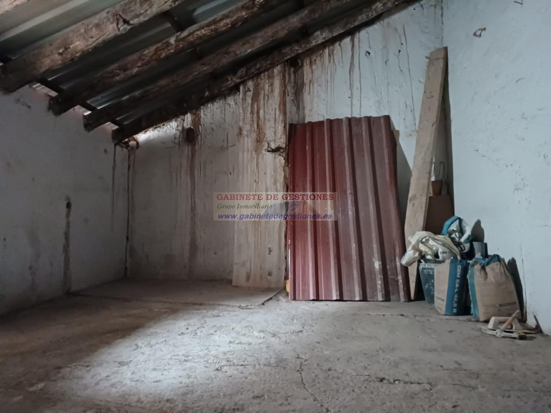 Venta de casa en Bogarra